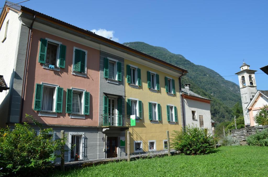 Hotel Garni Maggia Giumaglio Dış mekan fotoğraf